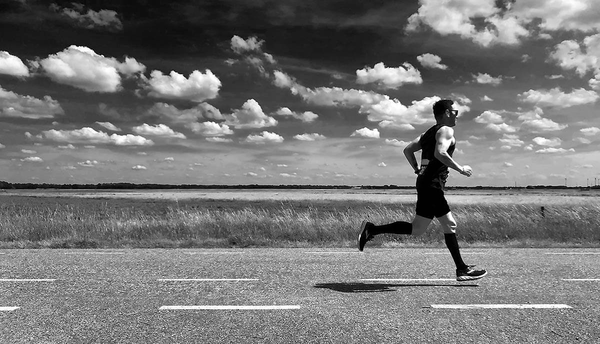 Roparun Edgar Leijs loopt door Drenthe